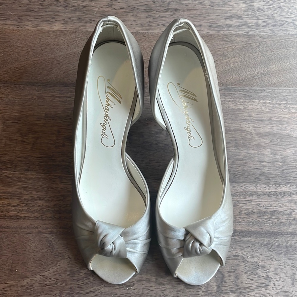 Michaelango Peep Toe Pump w/Ruch
